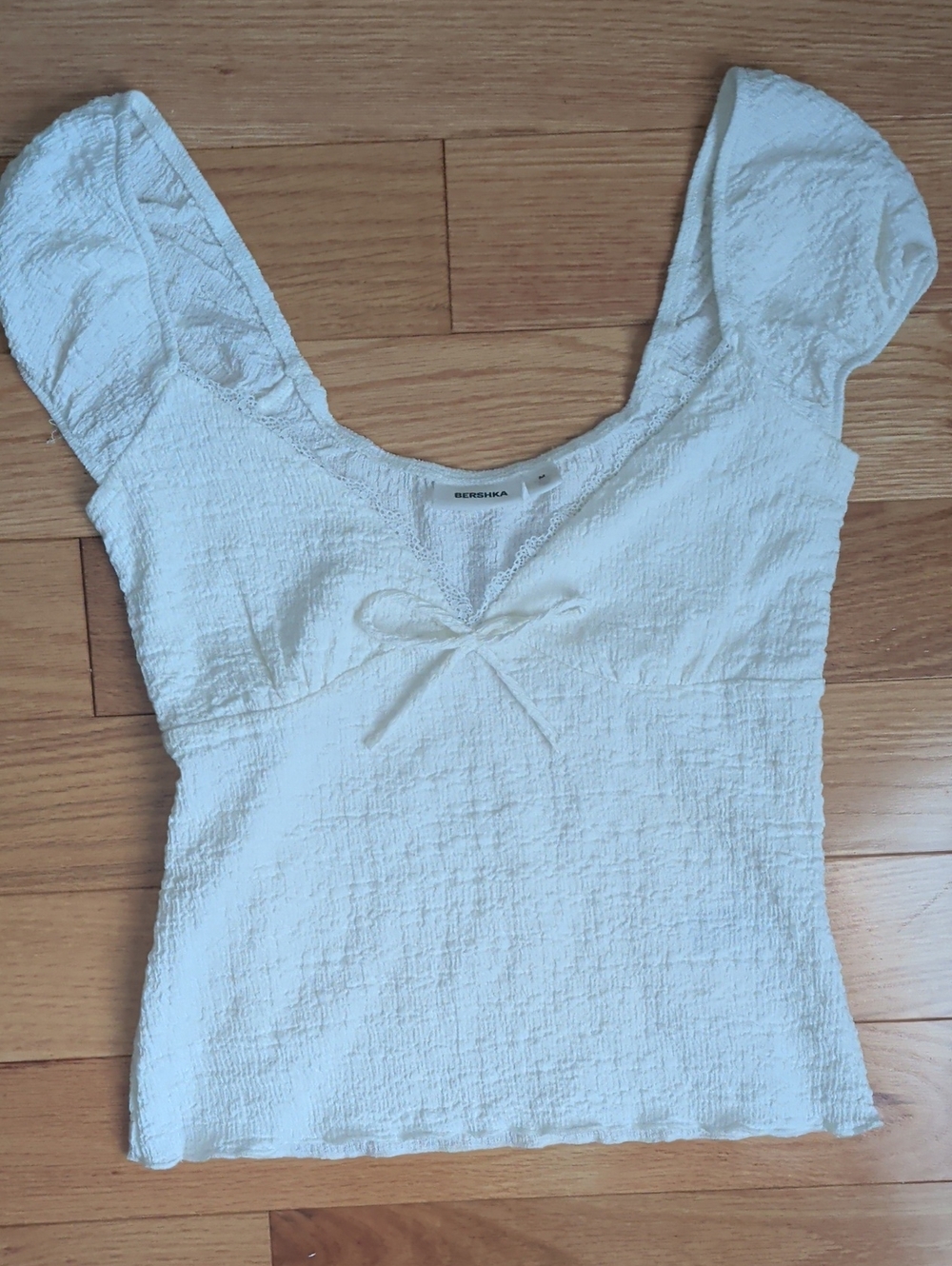 BERSHKA Cream Textured Puff-Sleeve Tie-Front Top